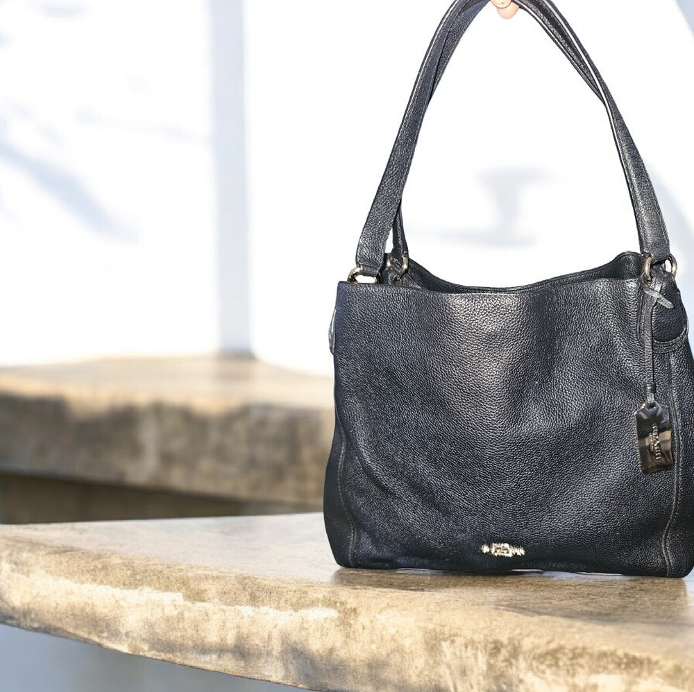 Coach Phoebe Pebbled Leather Shoulder Bag – Black